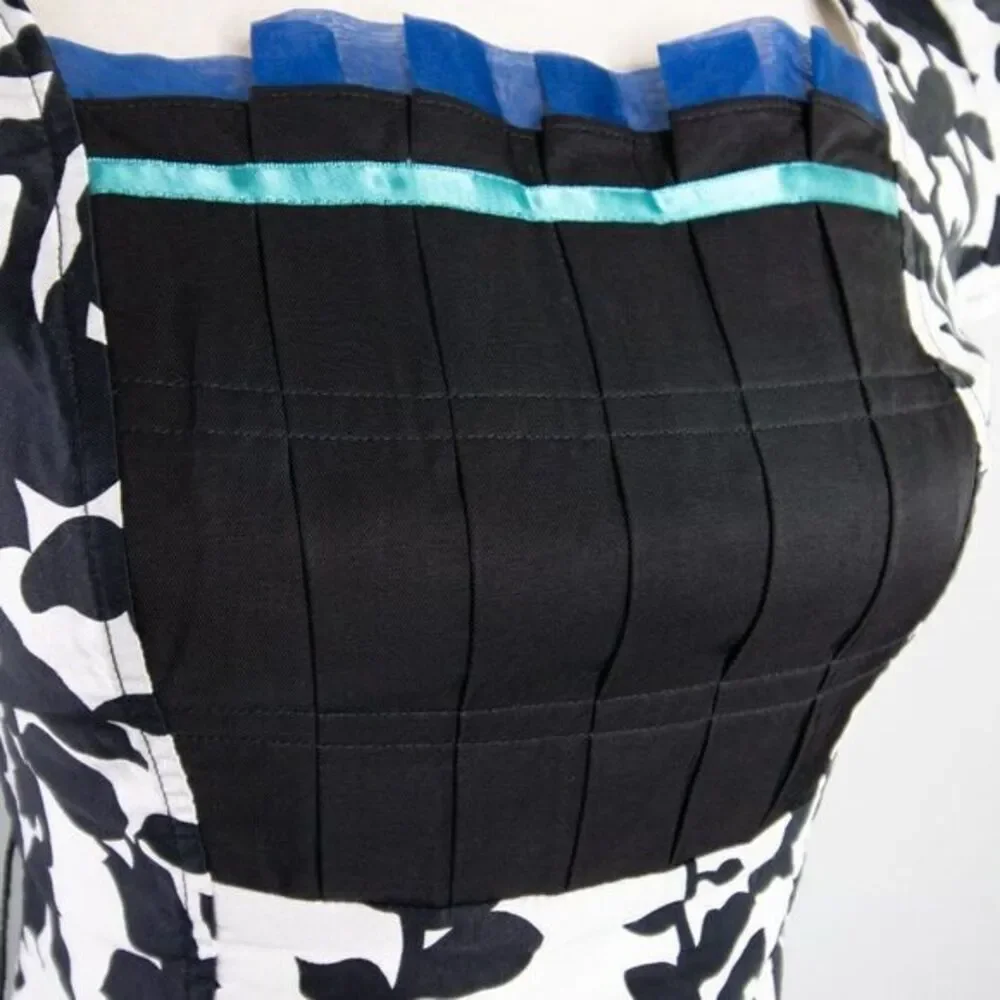 Vintage floral print black white, square neck,‎ bubble short sleeve sheath dress